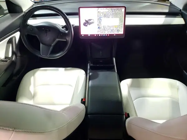 5YJ3E1EB4JF170783 2018 TESLA MODEL 3 - Image 8