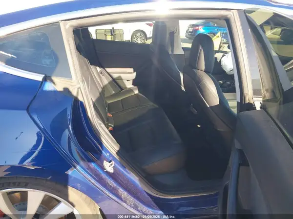 5YJ3E1EB4JF180276 2018 TESLA MODEL 3 - Image 8