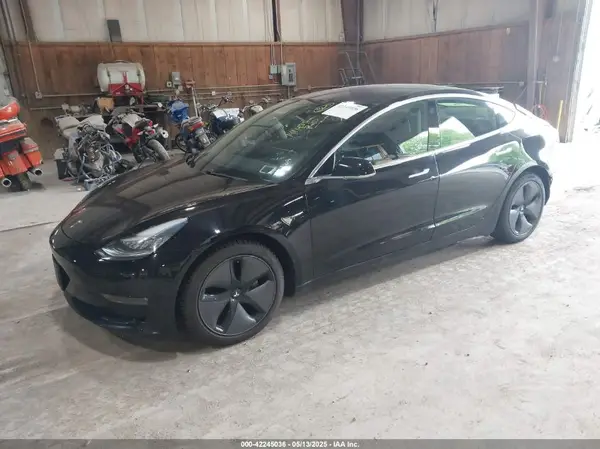 5YJ3E1EB4JF183758 2018 TESLA MODEL 3 - Image 2