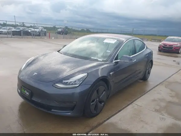 5YJ3E1EB4JF183940 2018 TESLA MODEL 3 - Image 2