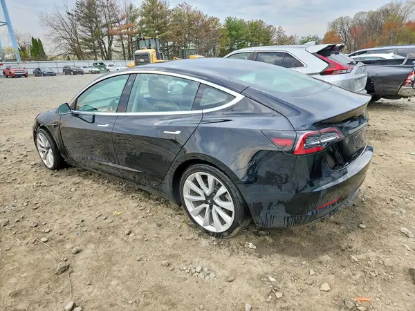 5YJ3E1EB4JF184683 2018 TESLA MODEL 3 - Image 2
