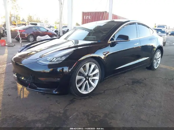 5YJ3E1EB4JF184747 2018 TESLA MODEL 3 - Image 2