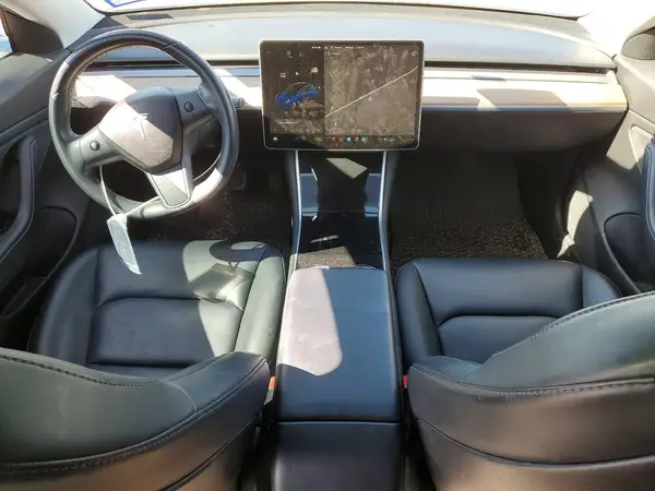 5YJ3E1EB4JF185512 2018 TESLA MODEL 3 - Image 8
