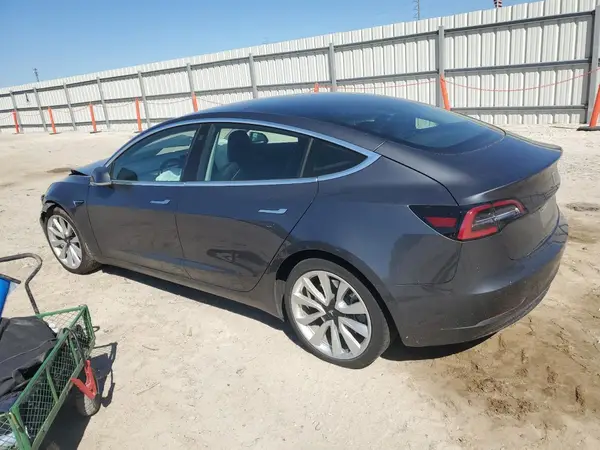 5YJ3E1EB4KF186970 2019 TESLA MODEL 3 - Image 2