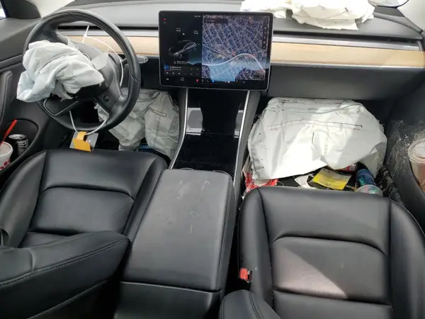 5YJ3E1EB4KF186970 2019 TESLA MODEL 3 - Image 8