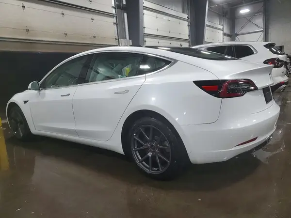 5YJ3E1EB4KF192266 2019 TESLA MODEL 3 - Image 2
