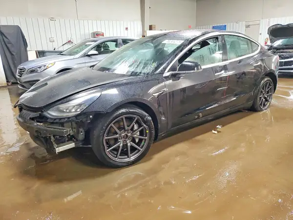 5YJ3E1EB4KF193479 2019 TESLA MODEL 3 - Image 1