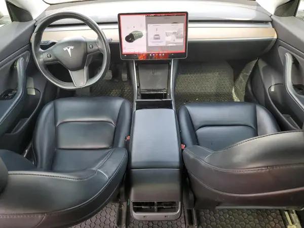5YJ3E1EB4KF193532 2019 TESLA MODEL 3 - Image 8