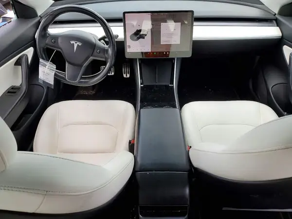 5YJ3E1EB4KF195250 2019 TESLA MODEL 3 - Image 8