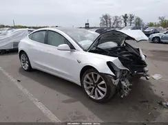 5YJ3E1EB4KF195734 2019 TESLA MODEL 3