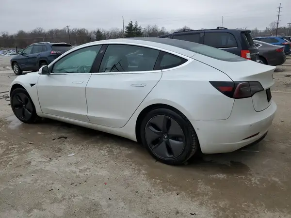 5YJ3E1EB4KF199668 2019 TESLA MODEL 3 - Image 2
