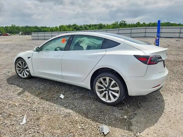 5YJ3E1EB4KF200060 2019 TESLA MODEL 3 - Image 2