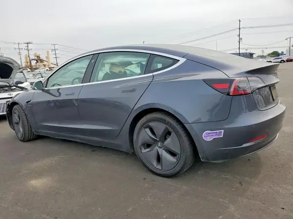 5YJ3E1EB4KF205405 2019 TESLA MODEL 3 - Image 2