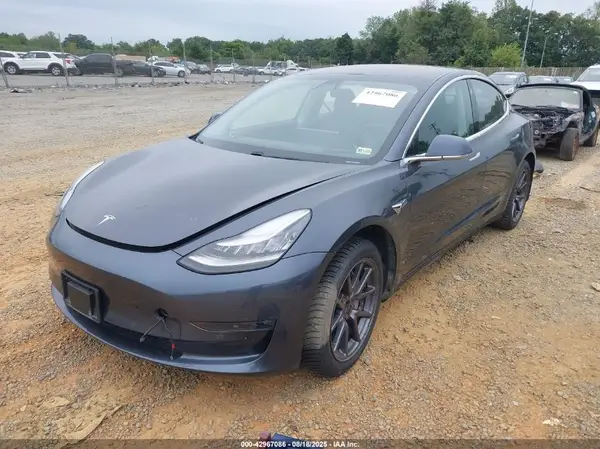 5YJ3E1EB4KF205694 2019 TESLA MODEL 3 - Image 2