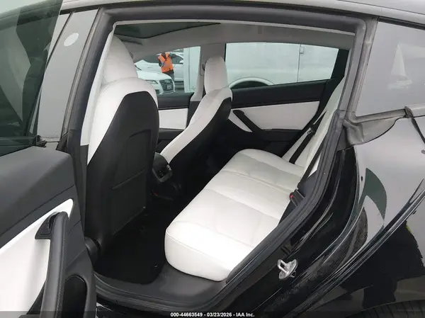 5YJ3E1EB4KF230479 2019 TESLA MODEL 3 - Image 8