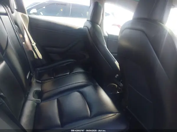 5YJ3E1EB4KF237562 2019 TESLA MODEL 3 - Image 8