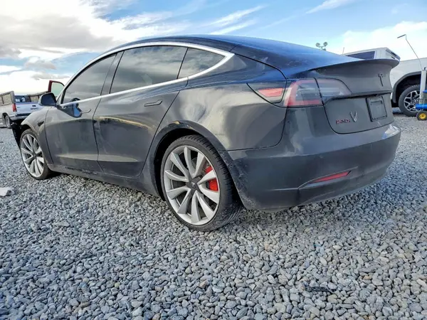5YJ3E1EB4KF238131 2019 TESLA MODEL 3 - Image 2