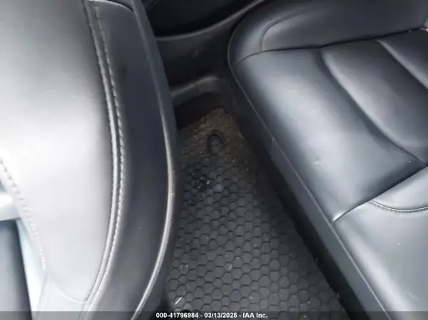 5YJ3E1EB4KF361248 2019 TESLA MODEL 3 - Image 8