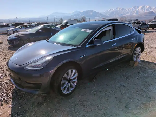 5YJ3E1EB4KF365946 2019 TESLA MODEL 3 - Image 1