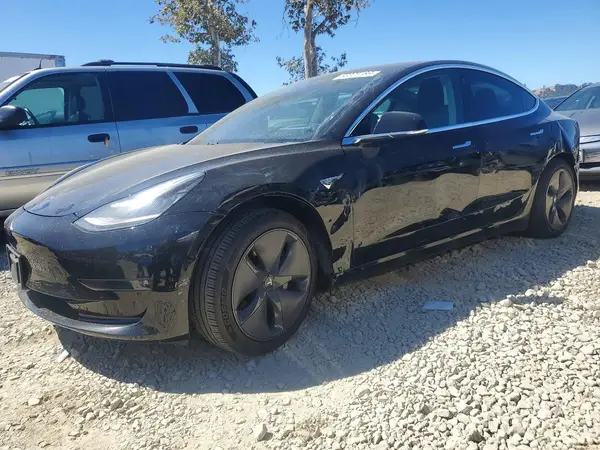5YJ3E1EB4KF384884 2019 TESLA MODEL 3 - Image 1