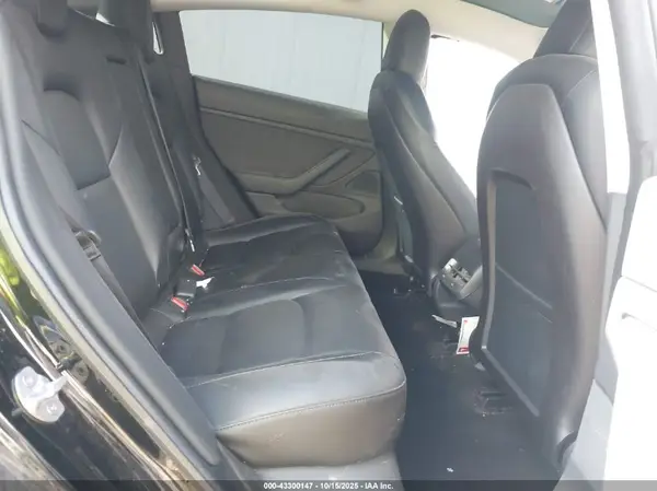 5YJ3E1EB4KF384982 2019 TESLA MODEL 3 - Image 8