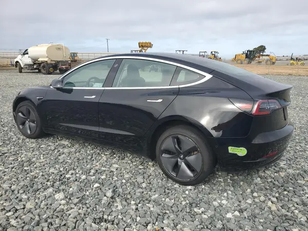 5YJ3E1EB4KF385582 2019 TESLA MODEL 3 - Image 2