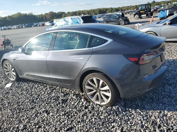 5YJ3E1EB4KF389499 2019 TESLA MODEL 3 - Image 2