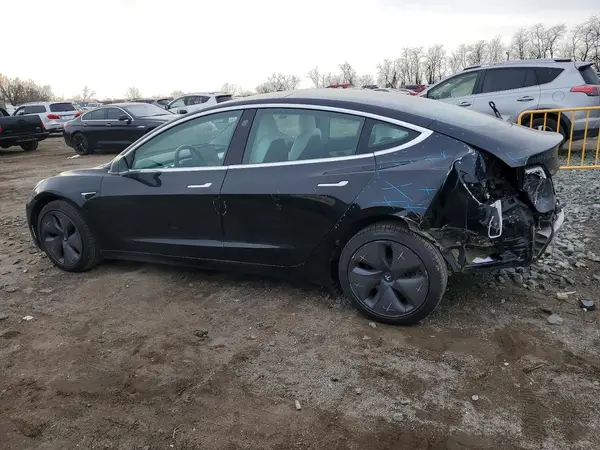 5YJ3E1EB4KF390555 2019 TESLA MODEL 3 - Image 2