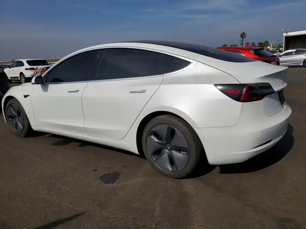 5YJ3E1EB4KF391186 2019 TESLA MODEL 3 - Image 2