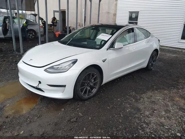 5YJ3E1EB4KF391351 2019 TESLA MODEL 3 - Image 2