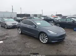 5YJ3E1EB4KF391754 2019 TESLA MODEL 3