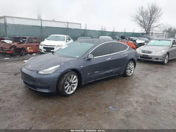 5YJ3E1EB4KF391754 2019 TESLA MODEL 3 - Image 2