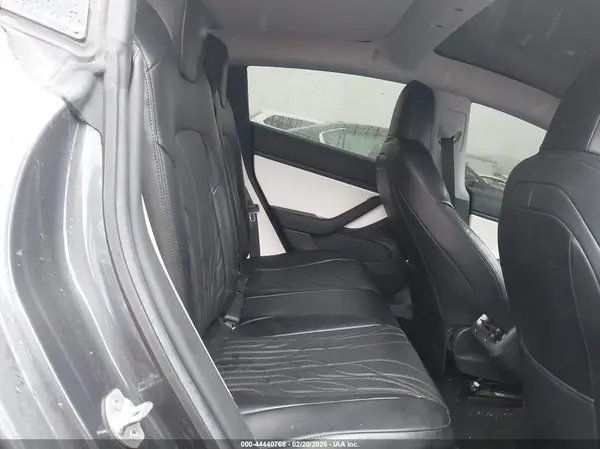 5YJ3E1EB4KF391754 2019 TESLA MODEL 3 - Image 8