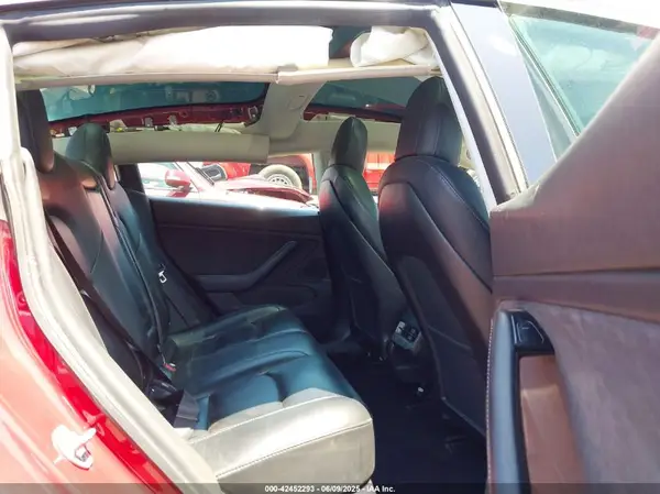 5YJ3E1EB4KF418578 2019 TESLA MODEL 3 - Image 8