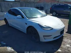 5YJ3E1EB4KF423313 2019 TESLA MODEL 3