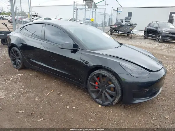 5YJ3E1EB4KF438832 2019 TESLA MODEL 3 - Image 1