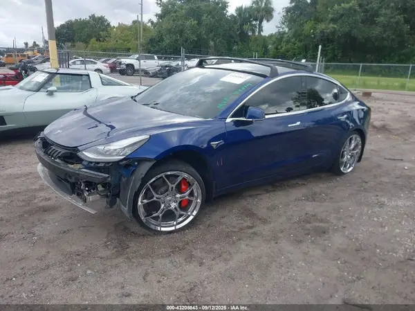 5YJ3E1EB4KF441262 2019 TESLA MODEL 3 - Image 2