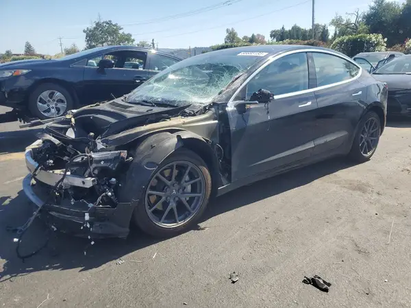 5YJ3E1EB4KF451659 2019 TESLA MODEL 3 - Image 1