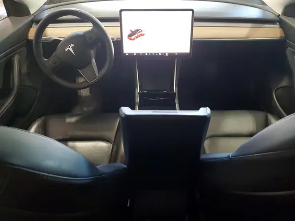 5YJ3E1EB4KF452472 2019 TESLA MODEL 3 - Image 8