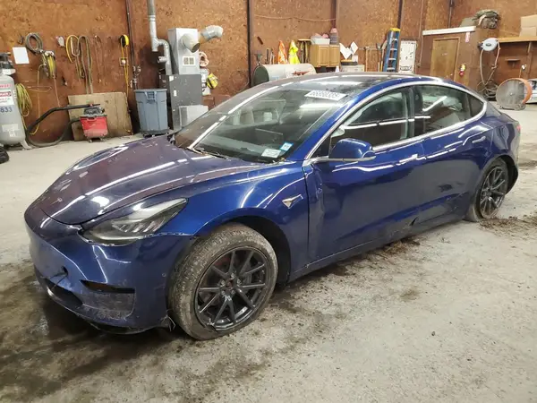 5YJ3E1EB4KF452827 2019 TESLA MODEL 3 - Image 1