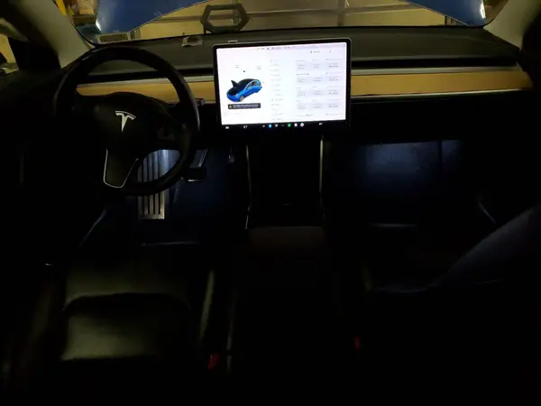 5YJ3E1EB4KF452827 2019 TESLA MODEL 3 - Image 8