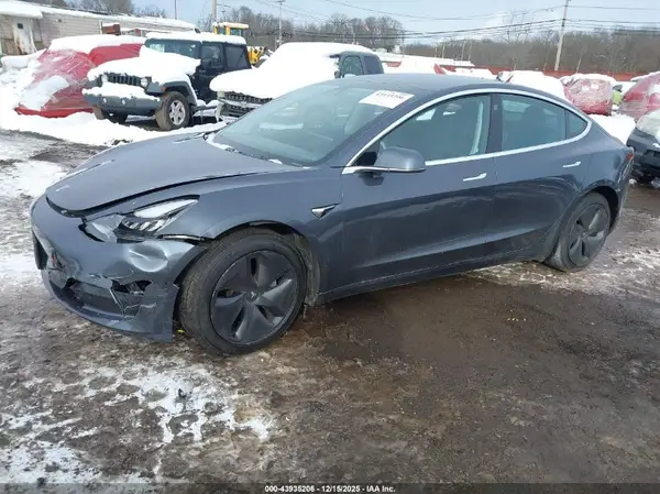 5YJ3E1EB4KF453279 2019 TESLA MODEL 3 - Image 2