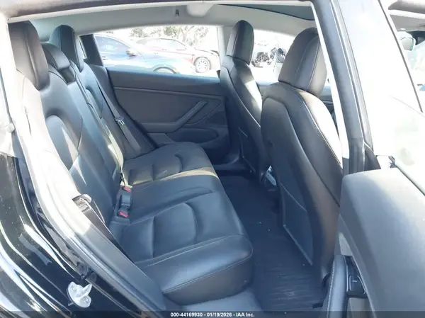 5YJ3E1EB4KF453458 2019 TESLA MODEL 3 - Image 8