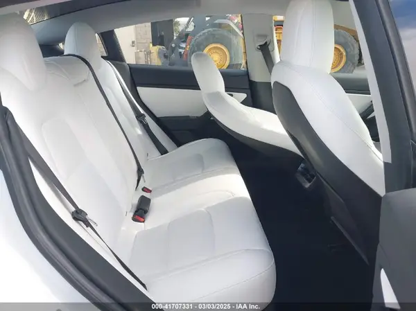 5YJ3E1EB4KF454402 2019 TESLA MODEL 3 - Image 8
