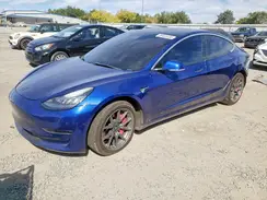 5YJ3E1EB4KF464962 2019 TESLA MODEL 3
