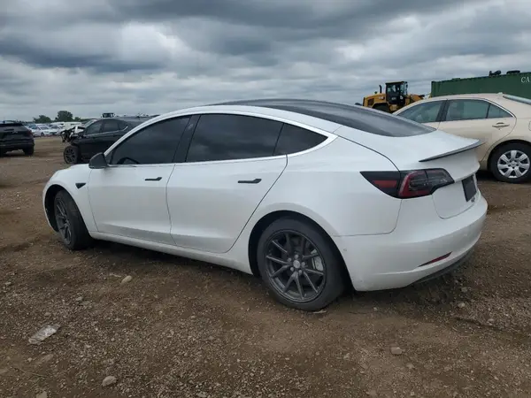5YJ3E1EB4KF469210 2019 TESLA MODEL 3 - Image 2