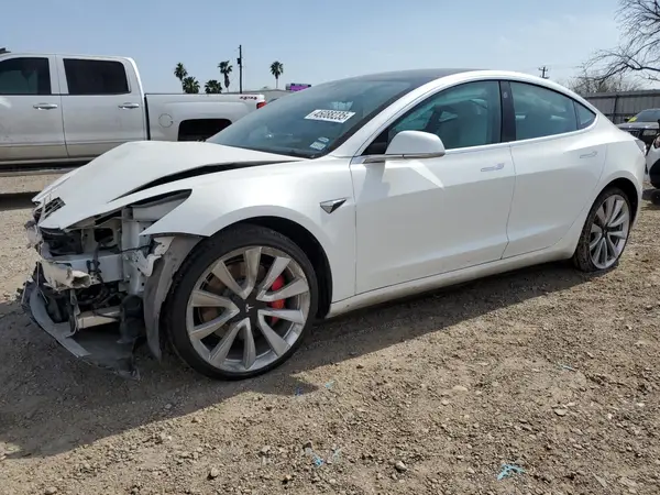 5YJ3E1EB4KF469711 2019 TESLA MODEL 3 - Image 1