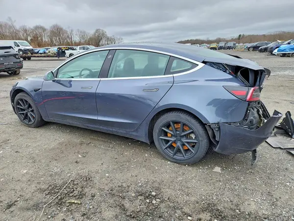 5YJ3E1EB4KF477291 2019 TESLA MODEL 3 - Image 2