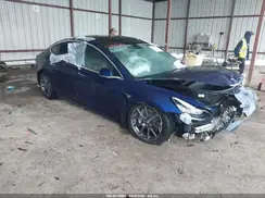 5YJ3E1EB4KF497637 2019 TESLA MODEL 3