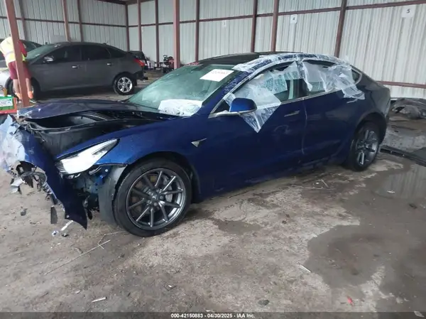 5YJ3E1EB4KF497637 2019 TESLA MODEL 3 - Image 2